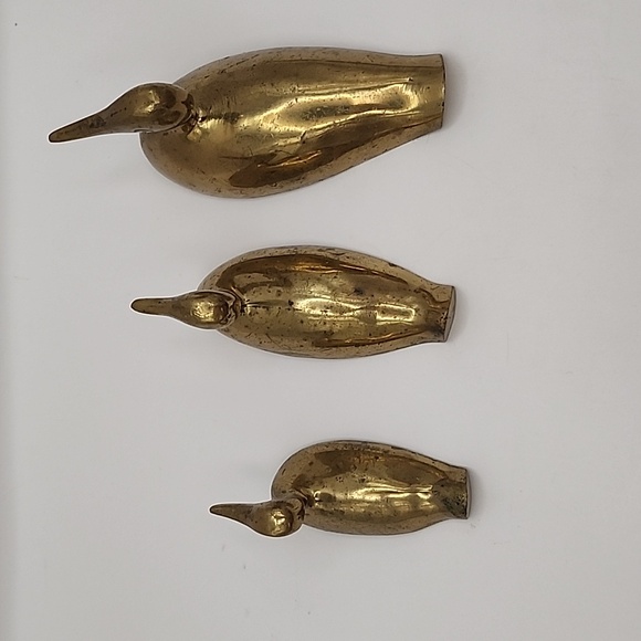Vintage MCM Brass Ducks 4" 3.25" & 2.5" - Picture 5 of 9